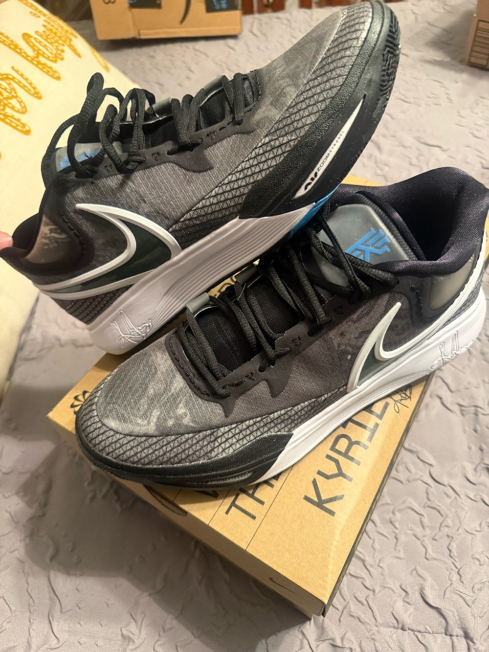 Kyrie 8 Orca brand new